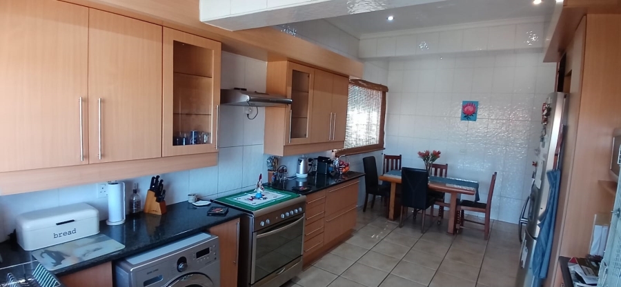 3 Bedroom Property for Sale in Rosettenville Gauteng