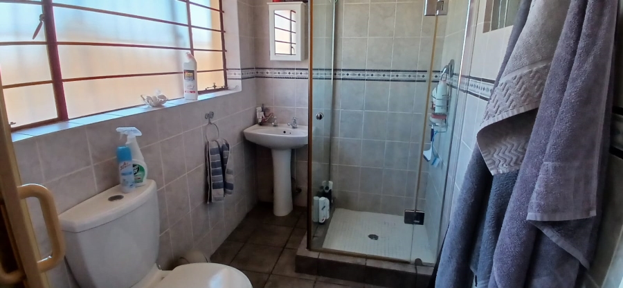 3 Bedroom Property for Sale in Rosettenville Gauteng