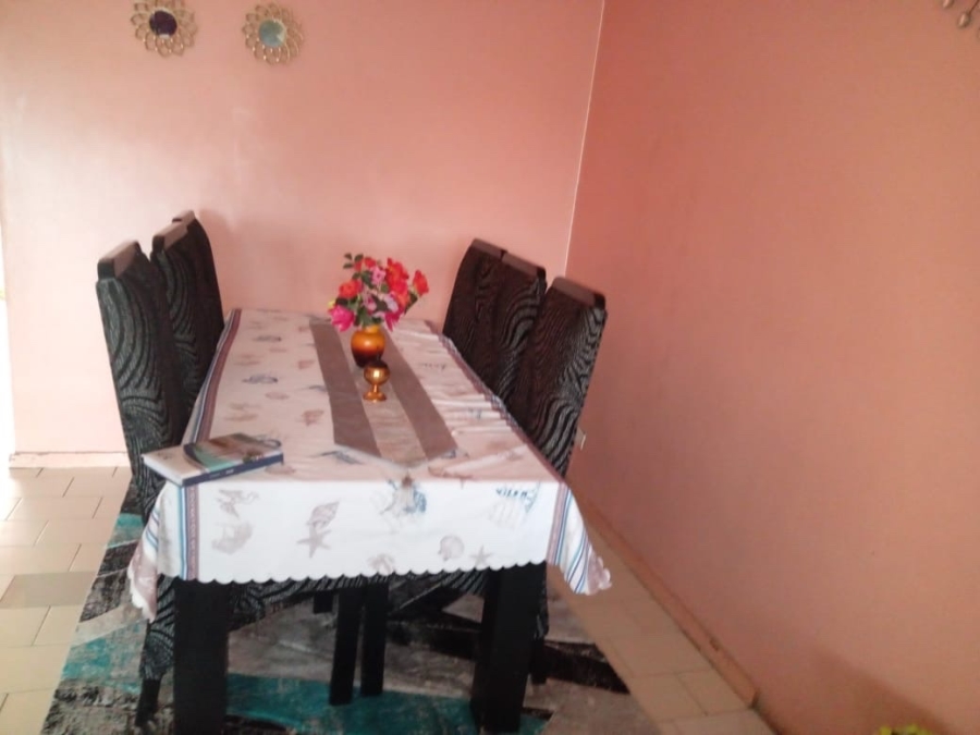 2 Bedroom Property for Sale in Robertsham Gauteng