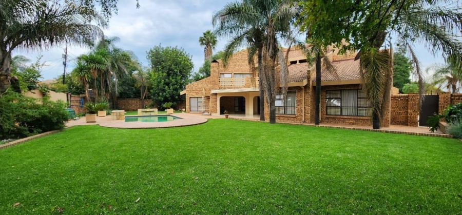 5 Bedroom Property for Sale in Sunward Park Gauteng