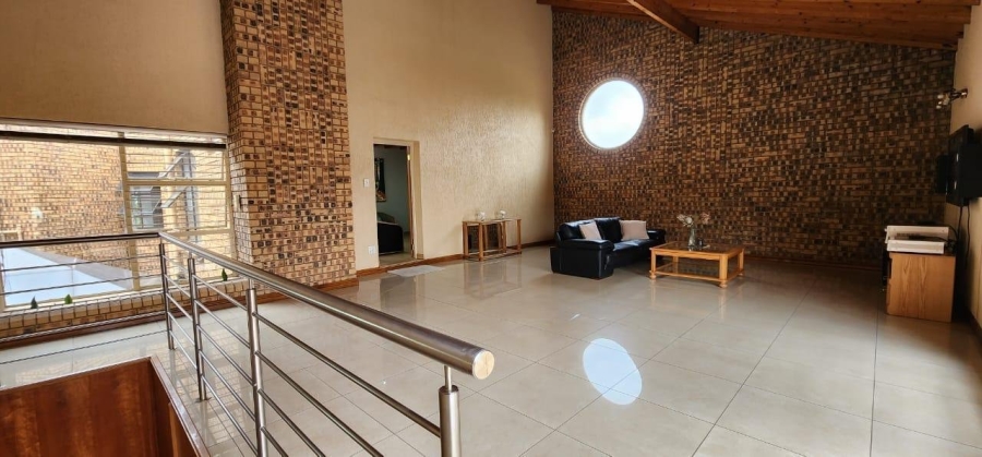 5 Bedroom Property for Sale in Sunward Park Gauteng