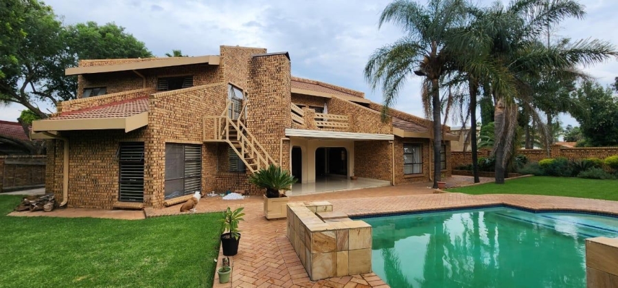 5 Bedroom Property for Sale in Sunward Park Gauteng