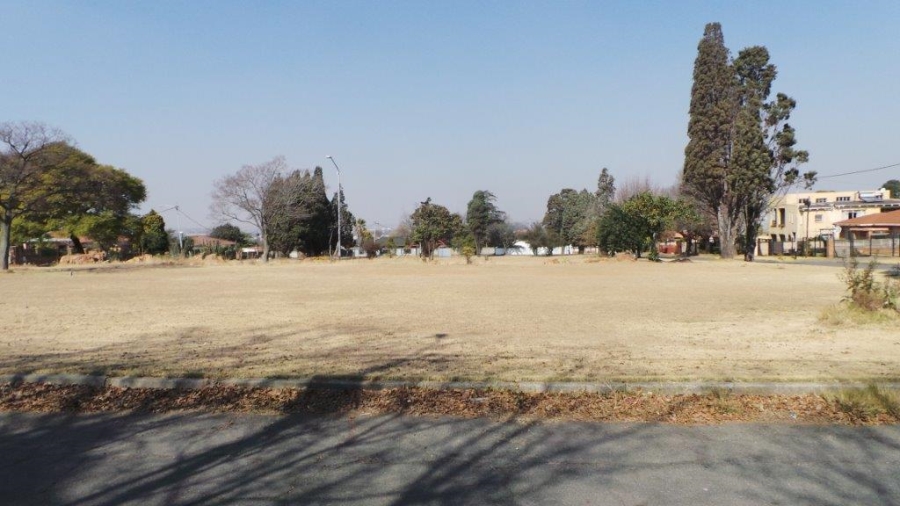 4 Bedroom Property for Sale in Symhurst Gauteng