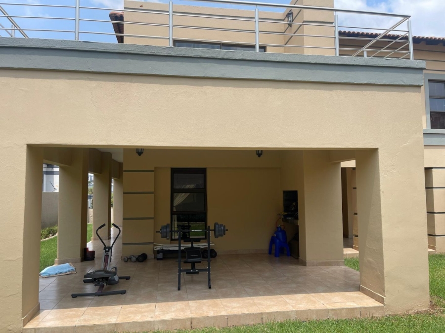 To Let 4 Bedroom Property for Rent in Kyalami Gauteng