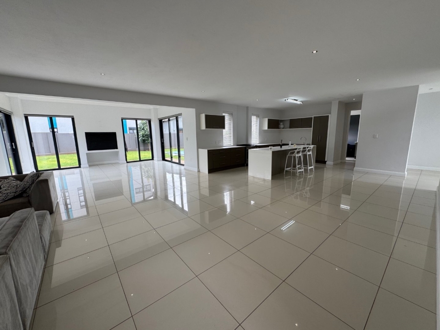 3 Bedroom Property for Sale in Midstream Hill Gauteng