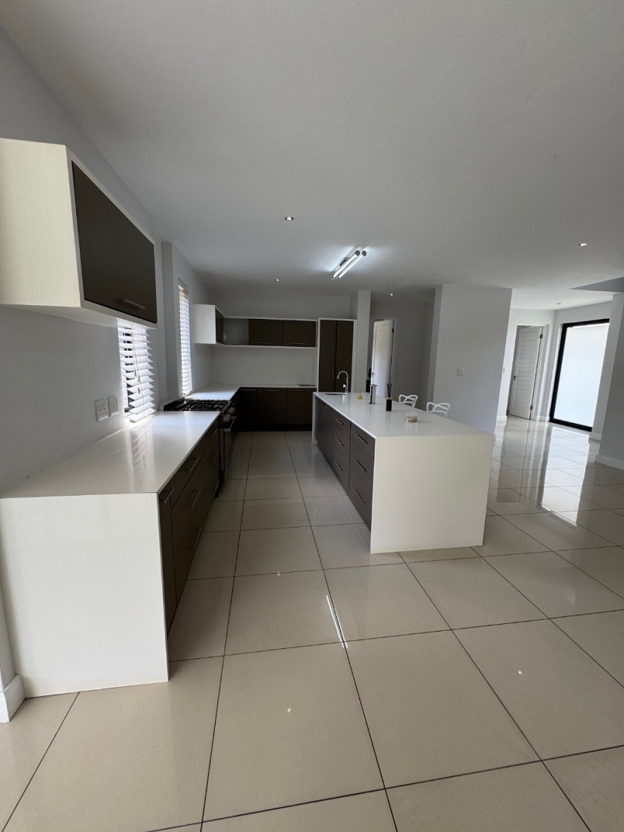 3 Bedroom Property for Sale in Midstream Hill Gauteng