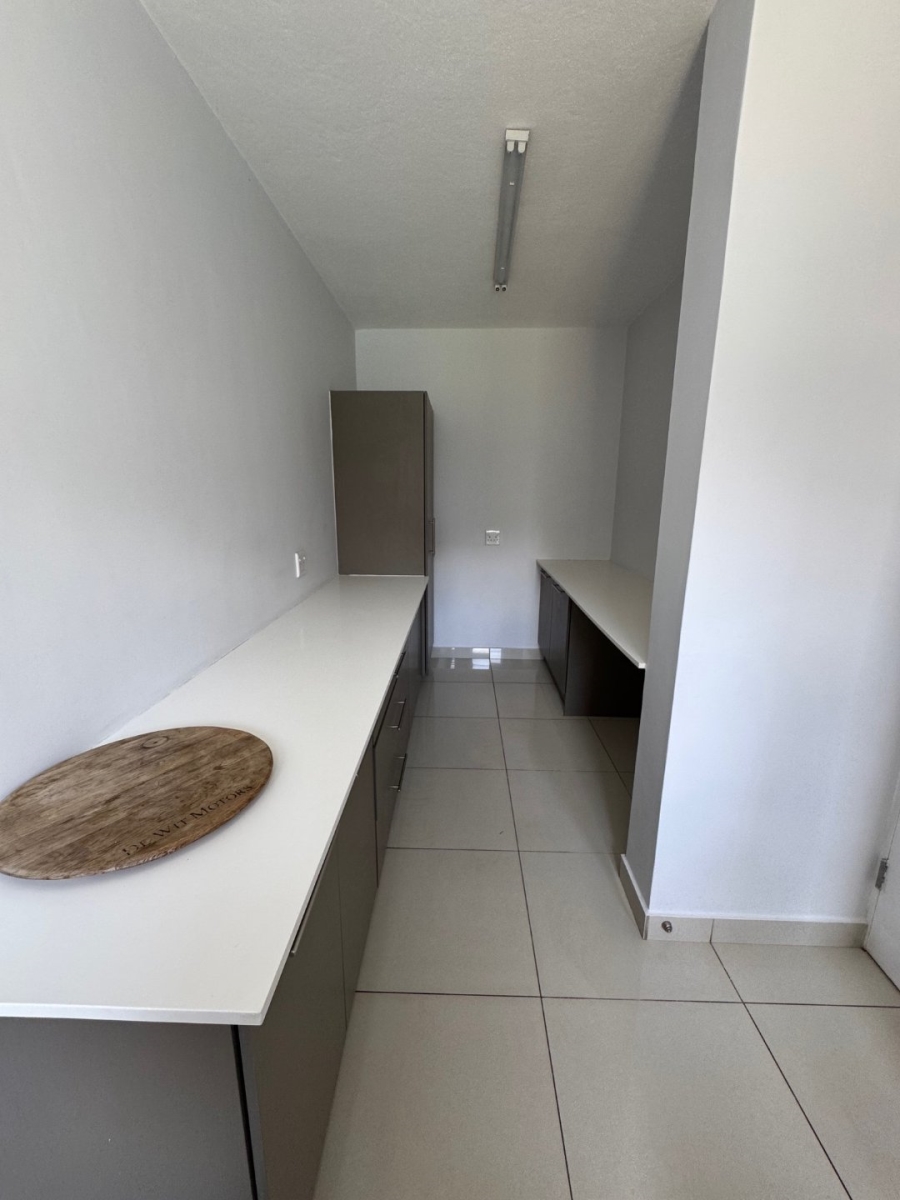 3 Bedroom Property for Sale in Midstream Hill Gauteng