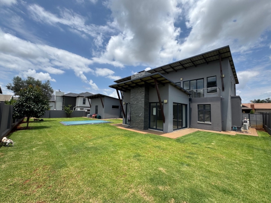 3 Bedroom Property for Sale in Midstream Hill Gauteng