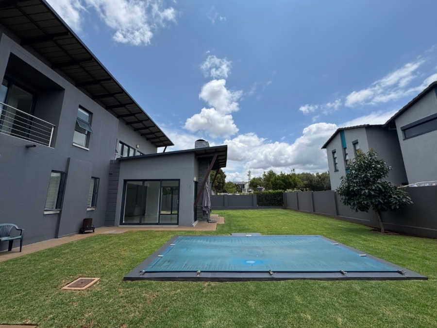 3 Bedroom Property for Sale in Midstream Hill Gauteng