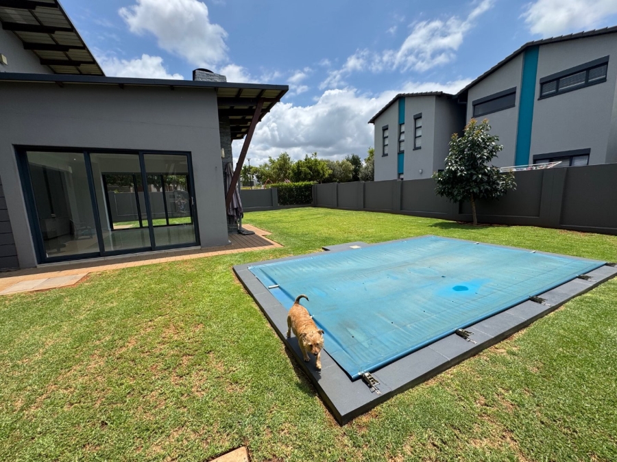 3 Bedroom Property for Sale in Midstream Hill Gauteng