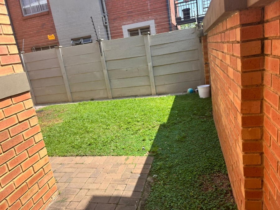 3 Bedroom Property for Sale in Andeon Gauteng