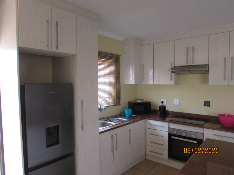 To Let 2 Bedroom Property for Rent in Vosloorus Gauteng