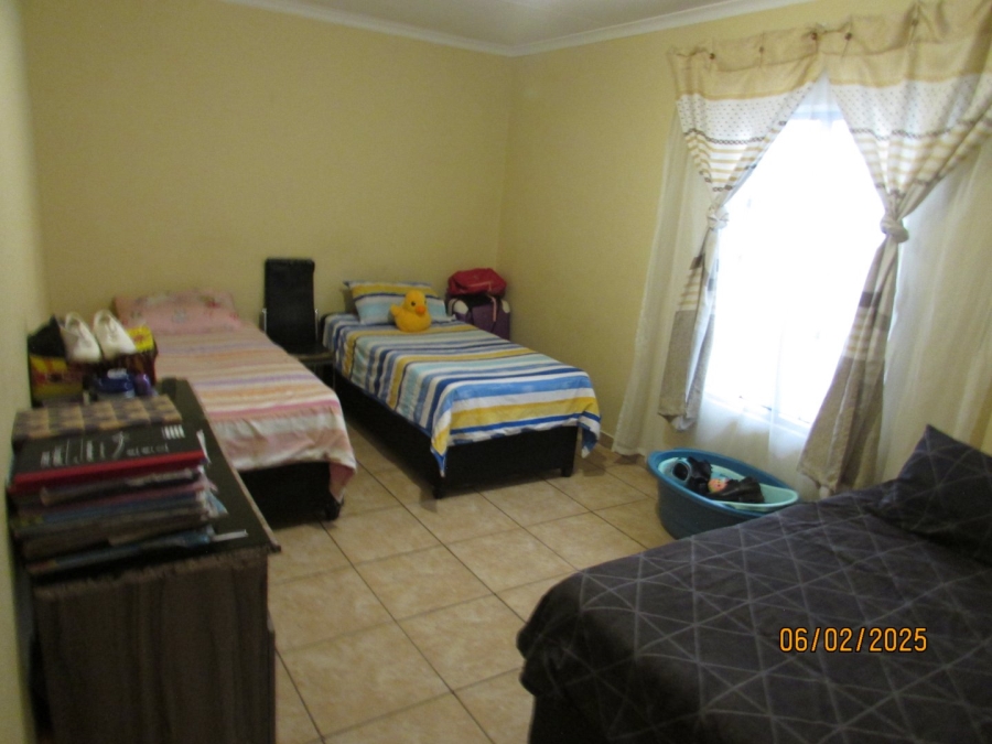 To Let 2 Bedroom Property for Rent in Vosloorus Gauteng