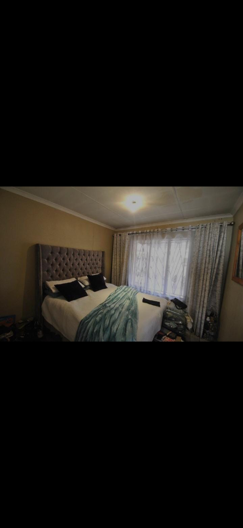 3 Bedroom Property for Sale in Dawn Park Gauteng