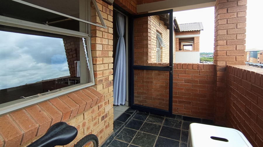  Bedroom Property for Sale in Heuweloord Gauteng