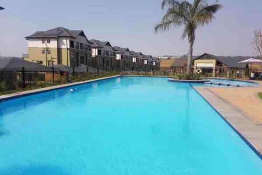 2 Bedroom Property for Sale in Waterfall View Gauteng