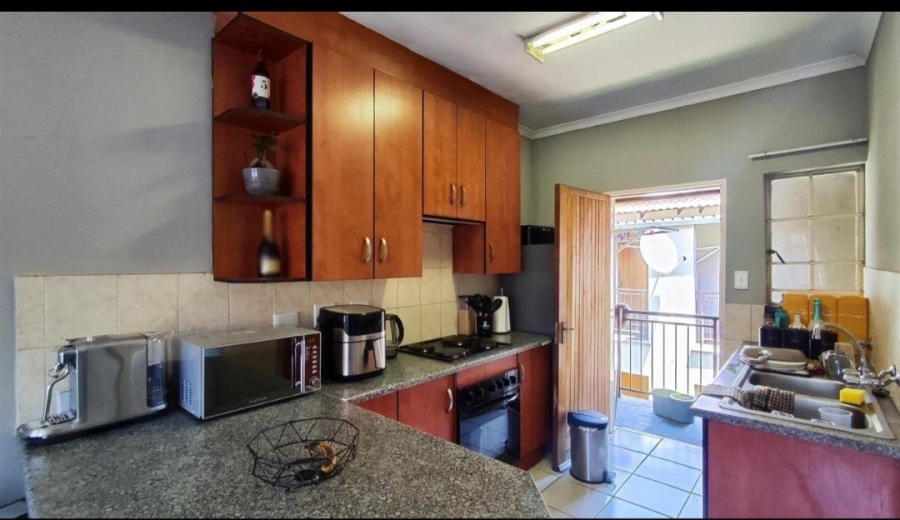 2 Bedroom Property for Sale in Elspark Gauteng