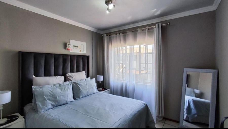 2 Bedroom Property for Sale in Elspark Gauteng