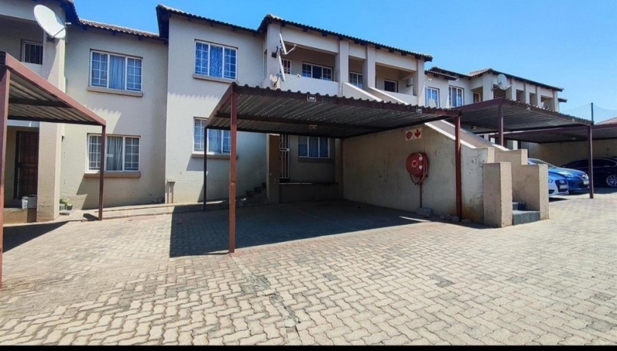 2 Bedroom Property for Sale in Elspark Gauteng