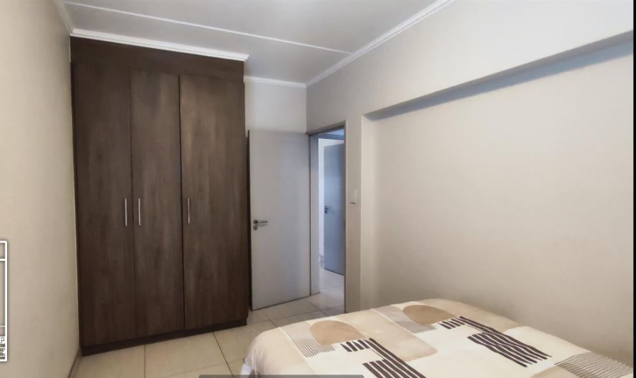 2 Bedroom Property for Sale in Glen Marais Gauteng