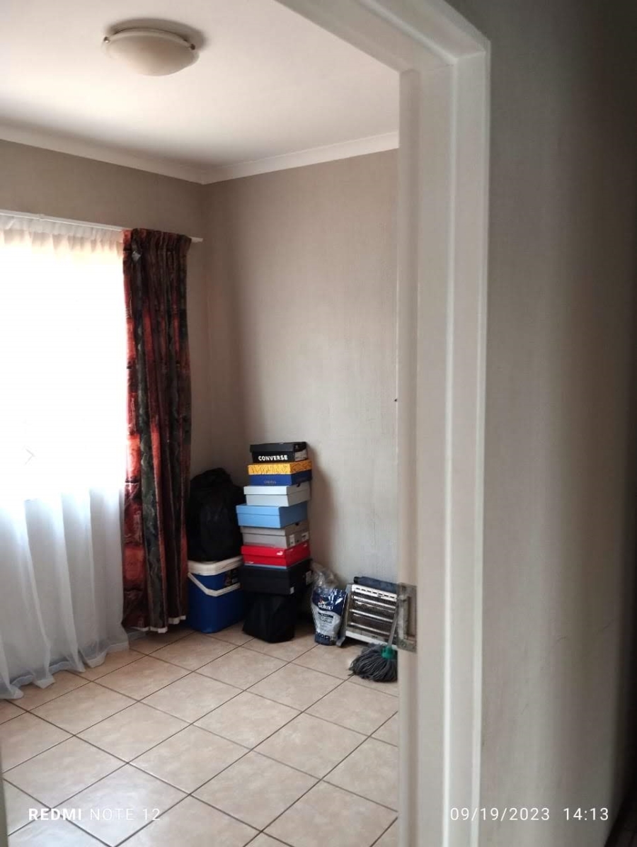 3 Bedroom Property for Sale in Crystal Park Gauteng