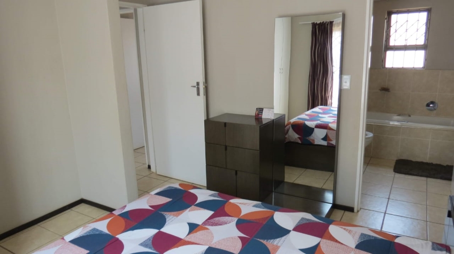 3 Bedroom Property for Sale in Crystal Park Gauteng