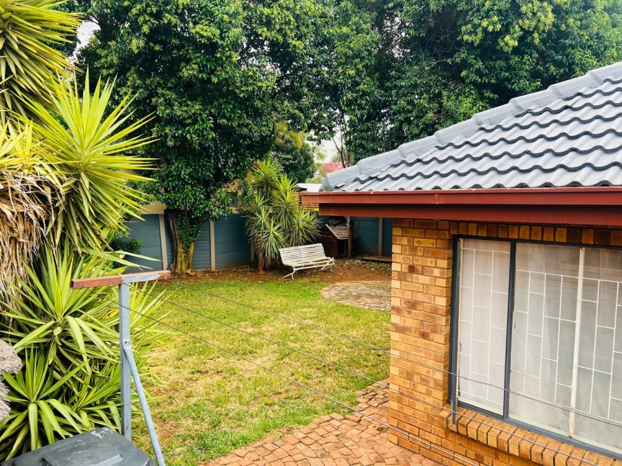 3 Bedroom Property for Sale in Doornpoort AH Gauteng