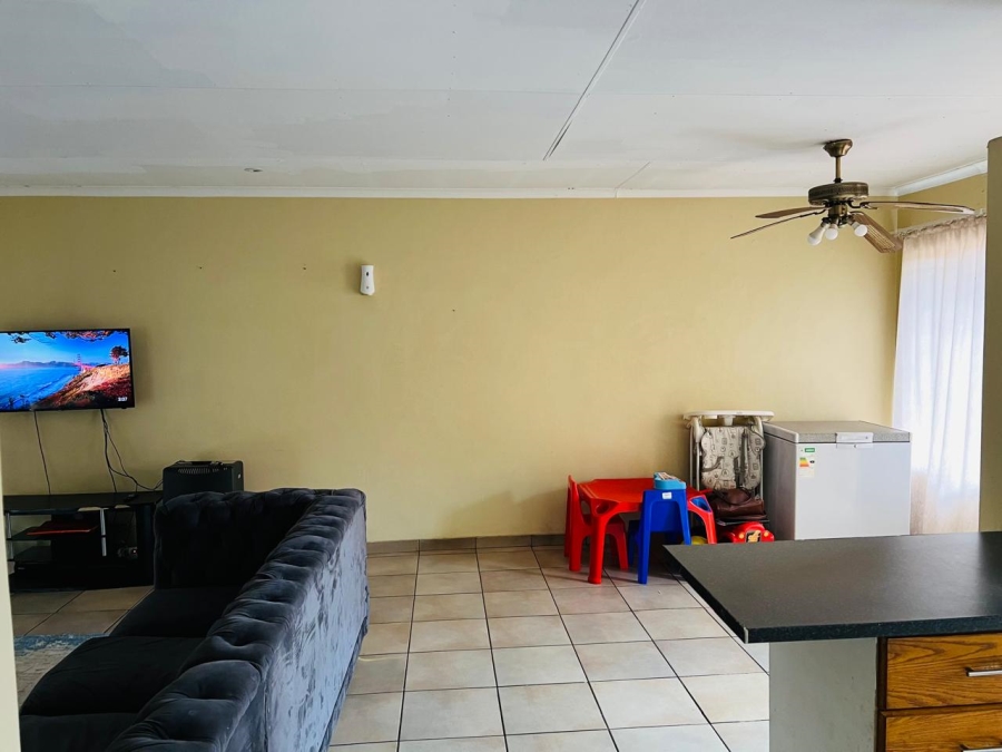 3 Bedroom Property for Sale in Doornpoort AH Gauteng