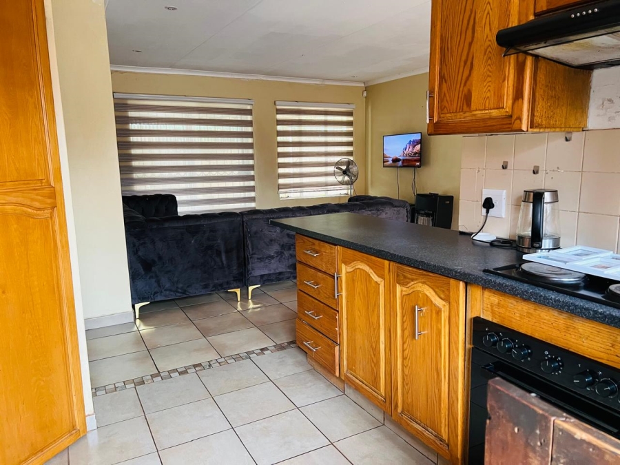 3 Bedroom Property for Sale in Doornpoort AH Gauteng