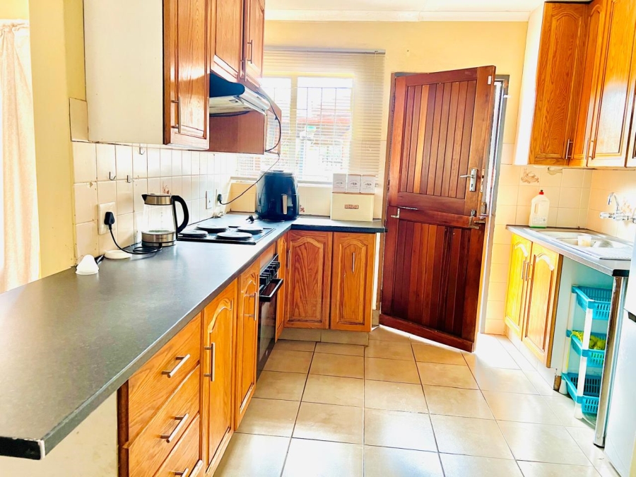 3 Bedroom Property for Sale in Doornpoort AH Gauteng