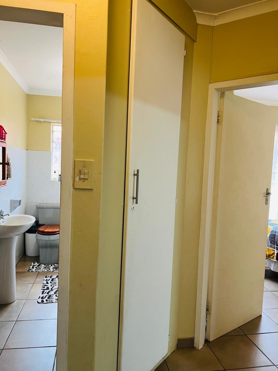 3 Bedroom Property for Sale in Doornpoort AH Gauteng