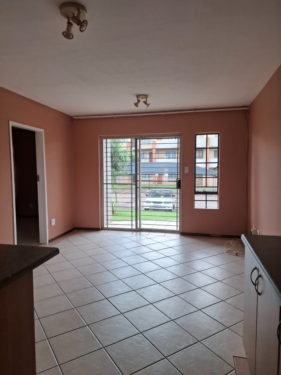 To Let 2 Bedroom Property for Rent in The Orchards Gauteng