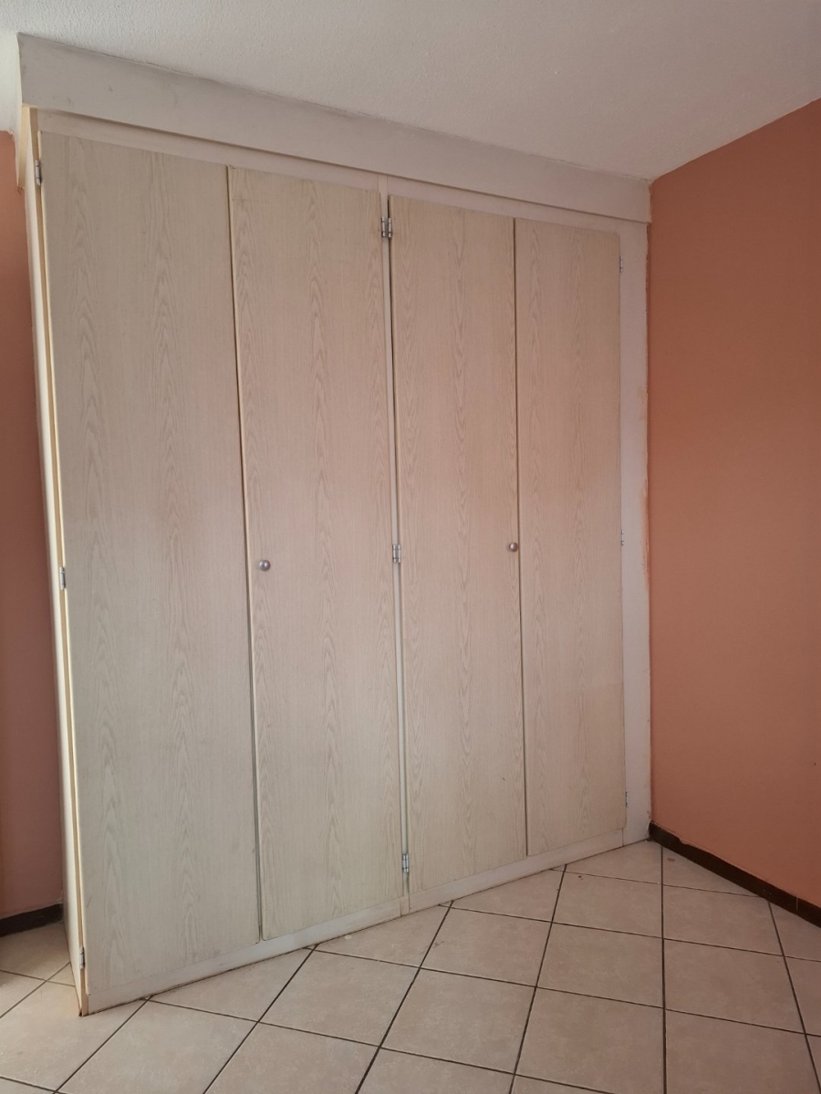 To Let 2 Bedroom Property for Rent in The Orchards Gauteng