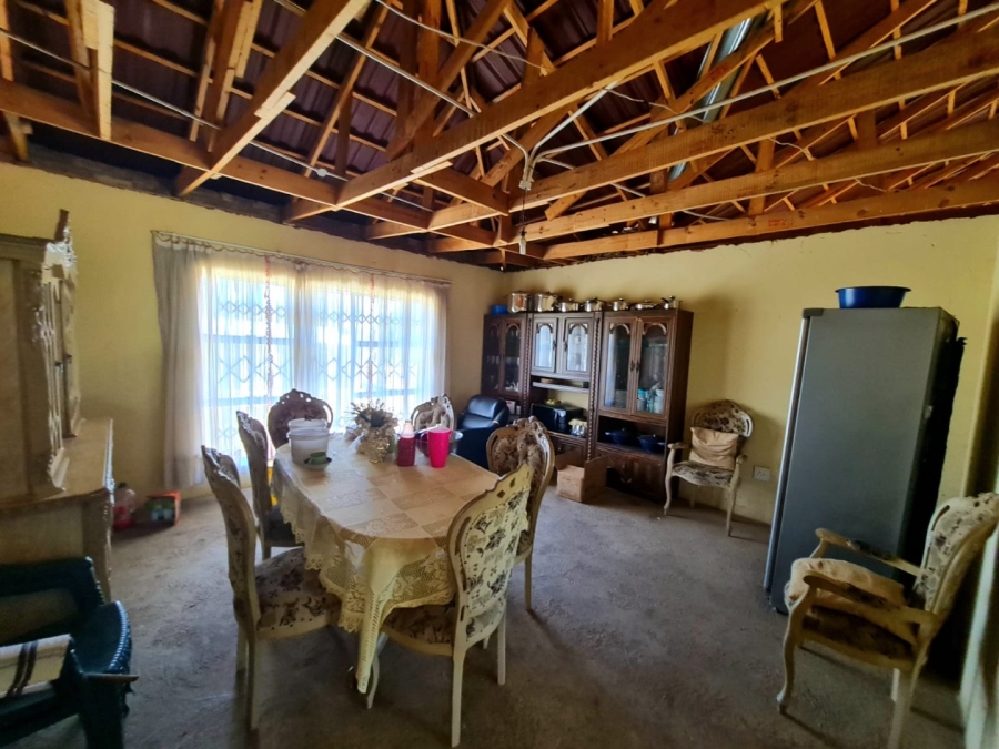 6 Bedroom Property for Sale in Grootvaly AH Gauteng