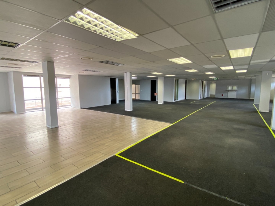 To Let commercial Property for Rent in Die Hoewes Gauteng