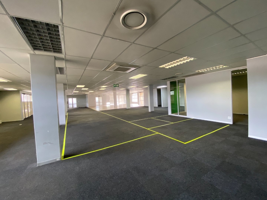 To Let commercial Property for Rent in Die Hoewes Gauteng