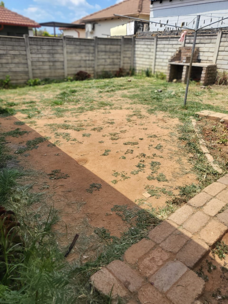 2 Bedroom Property for Sale in Cosmo City Gauteng