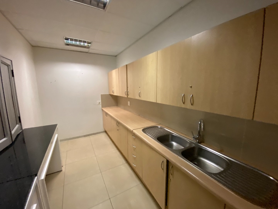 To Let commercial Property for Rent in Die Hoewes Gauteng