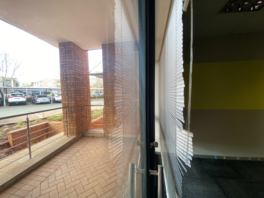 To Let commercial Property for Rent in Die Hoewes Gauteng