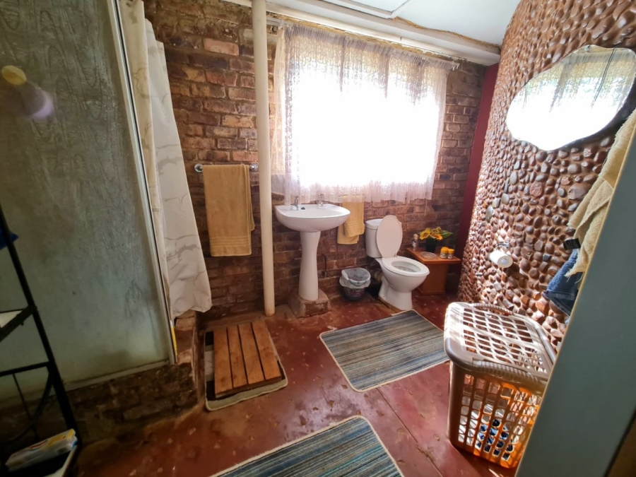 3 Bedroom Property for Sale in Haakdoornboom AH Gauteng