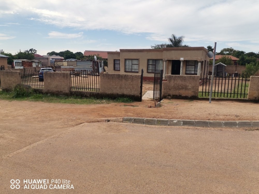 3 Bedroom Property for Sale in Soshanguve P Gauteng