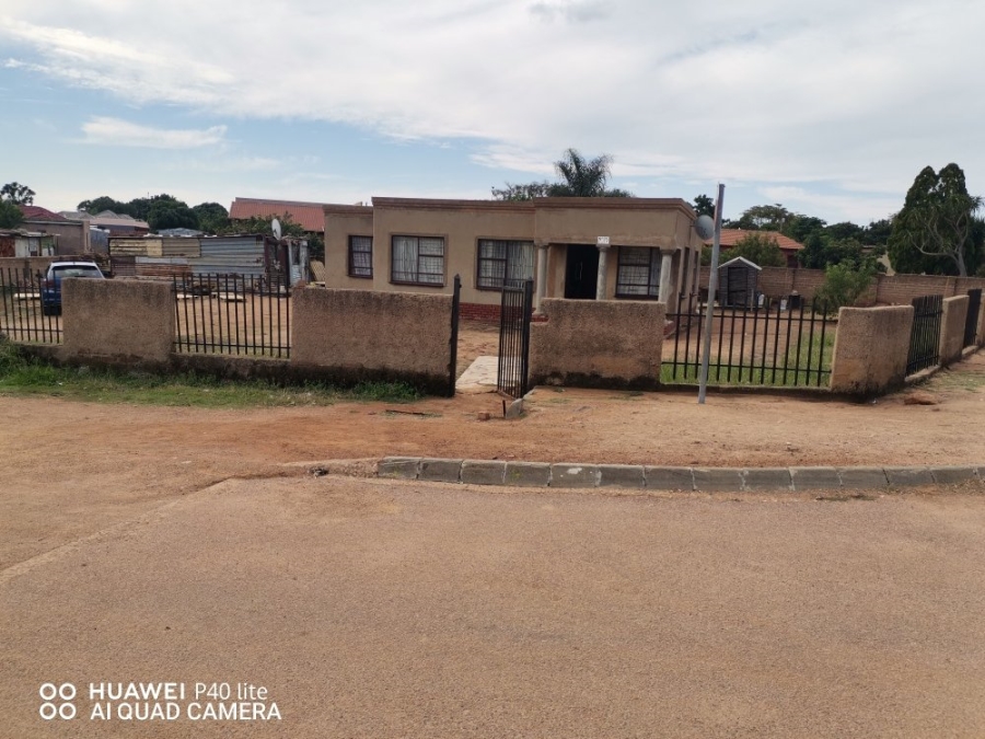 3 Bedroom Property for Sale in Soshanguve P Gauteng