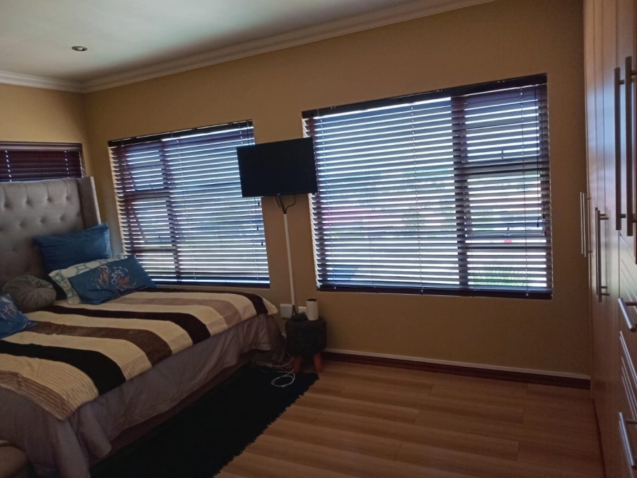 3 Bedroom Property for Sale in South Crest Gauteng