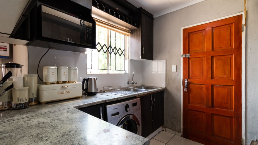 3 Bedroom Property for Sale in Blue Hills AH Gauteng