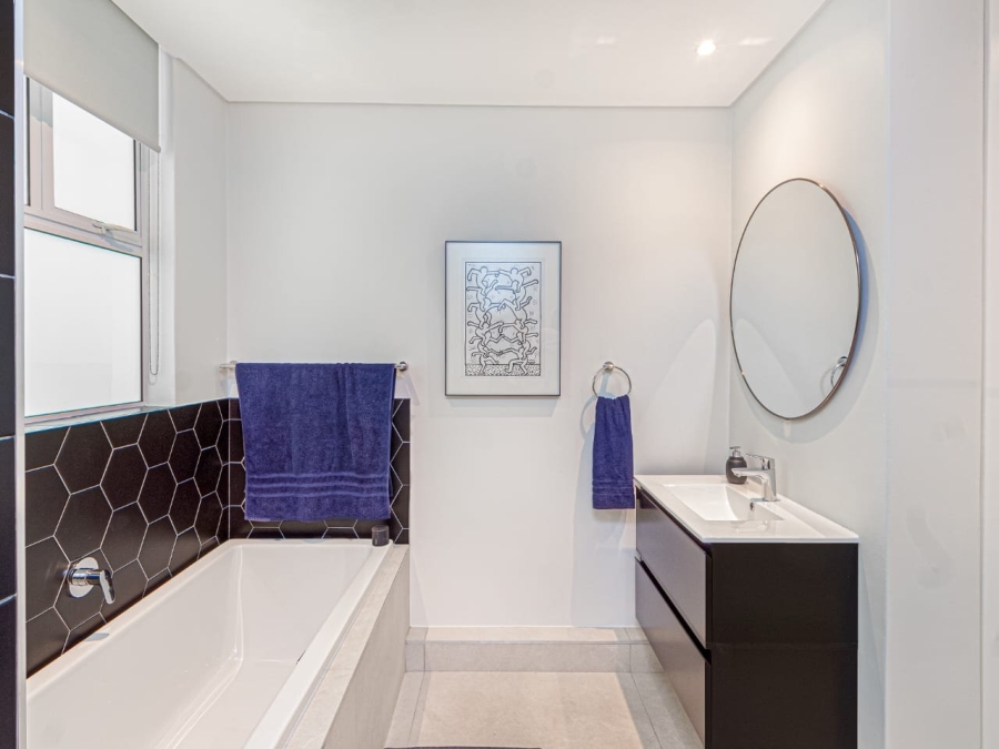1 Bedroom Property for Sale in Hyde Park Gauteng