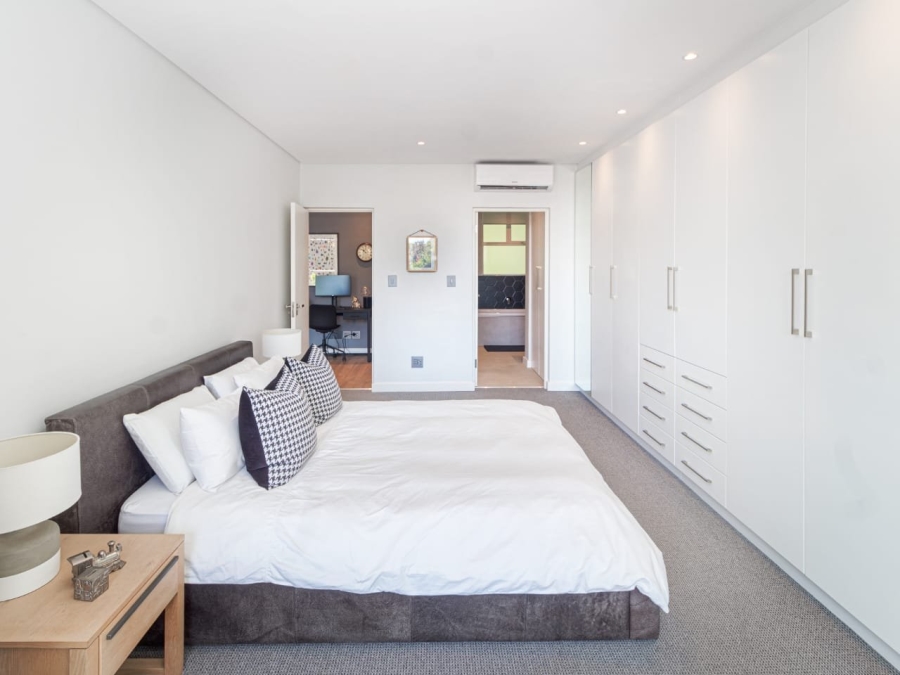 1 Bedroom Property for Sale in Hyde Park Gauteng