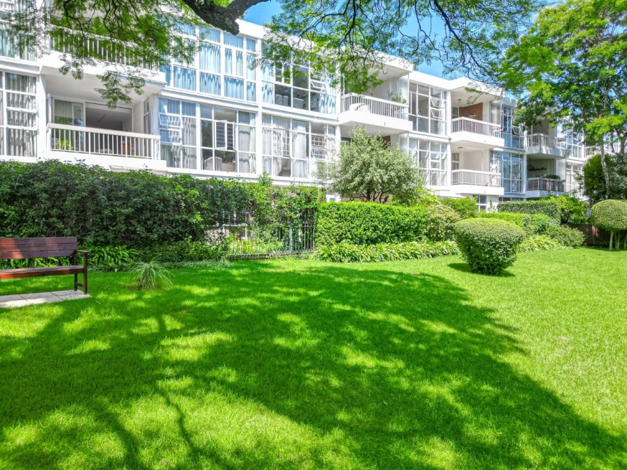 1 Bedroom Property for Sale in Hyde Park Gauteng