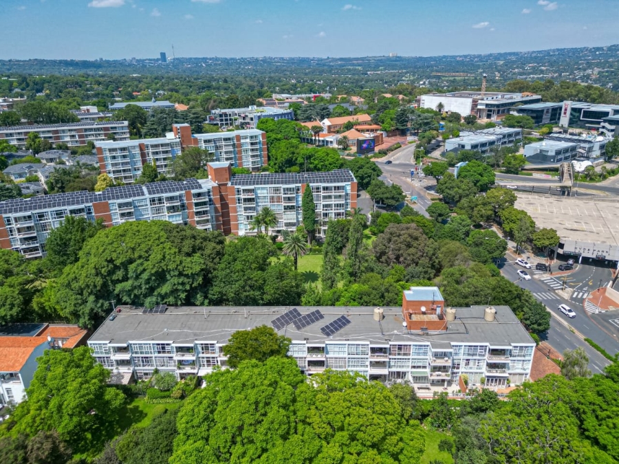 1 Bedroom Property for Sale in Hyde Park Gauteng