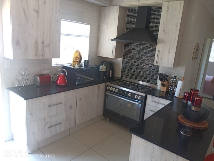 4 Bedroom Property for Sale in Dalpark Gauteng