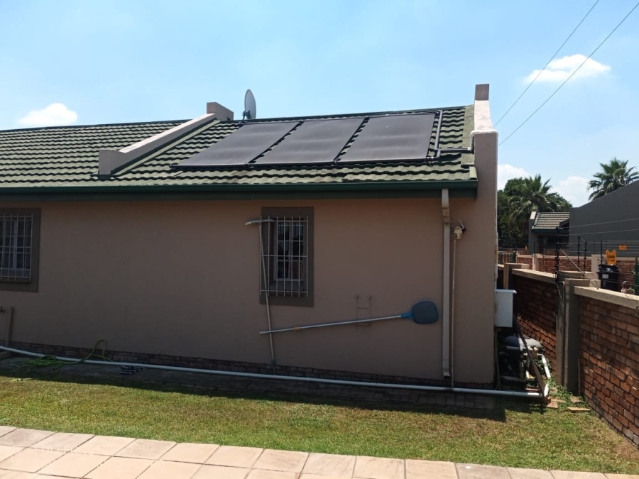 4 Bedroom Property for Sale in Dalpark Gauteng